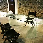 מלון דירות Briona 3*