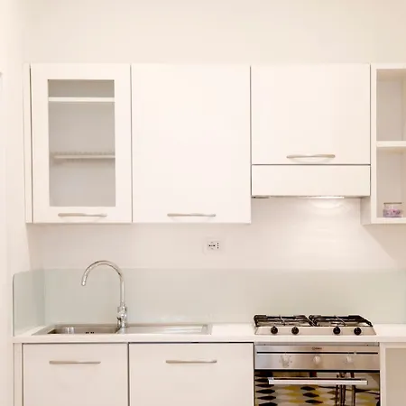 Briona מלון דירות