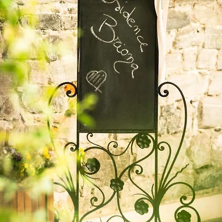 מלון דירות Briona