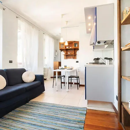 Briona Aparthotel 3*
