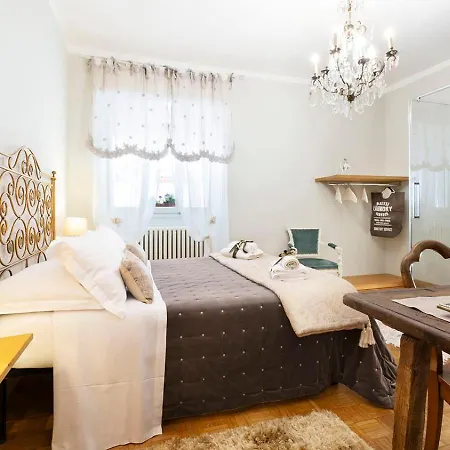 Briona דומודוסולה