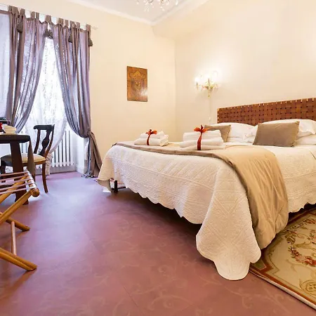 Briona מלון דירות 3*