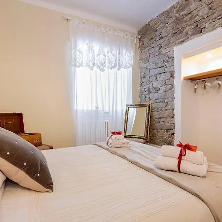 アパートホテル Briona ドモドッソラ