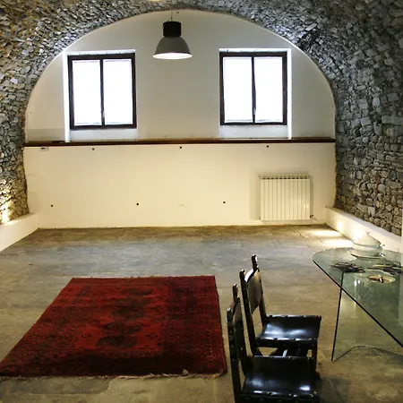 Briona ドモドッソラ