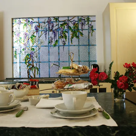 Briona アパートホテル 3*