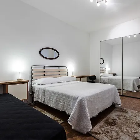 アパートホテル Briona