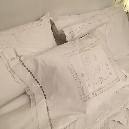 מלון דירות Briona