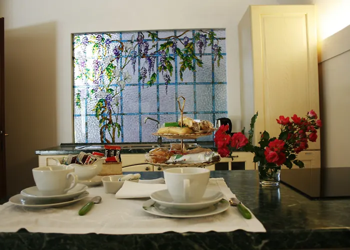 Briona Aparthotel 3*